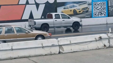 Dodge Ram 1500 5.7 Hemi vs Buick Roadmaster 5.7 LT1
