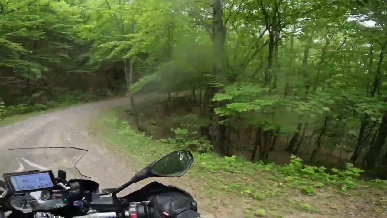 BMW R1200GSA Squirrel Gap Rd