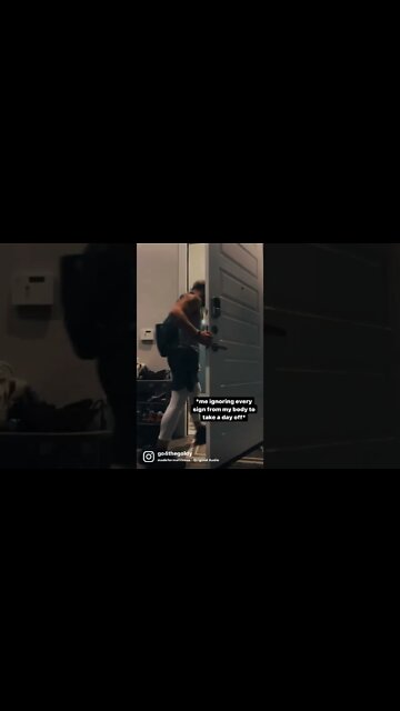 “Rest” is just another four letter word 🤬 #fitness #triathlontraining #comedy #shorts