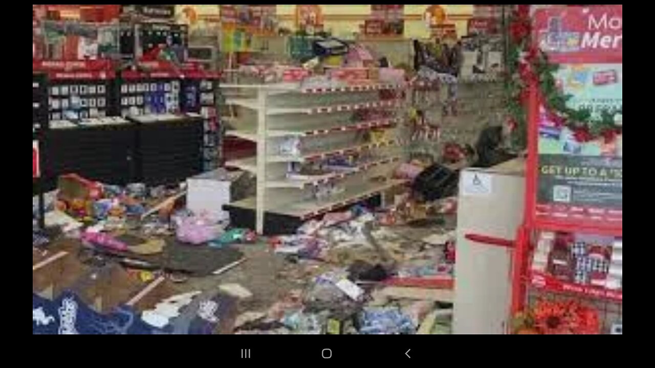 BUFFALO RESEMBLES A WAR ZONE AFTER THUG PANTS ON THE GROUND LOOTING