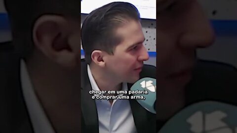 É direito de cada indivíduo se defender! Concordam? #armas #shorts #defesa