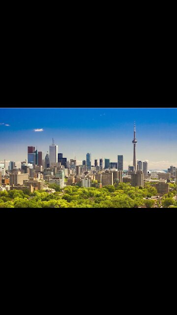 A Severe Heat Warning Is In Effect For Toronto & It's Literally Going To Get Steamy AF