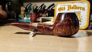 LCS Briars pipe 584, 4 Star apple with horn and black/red Cumberland stem