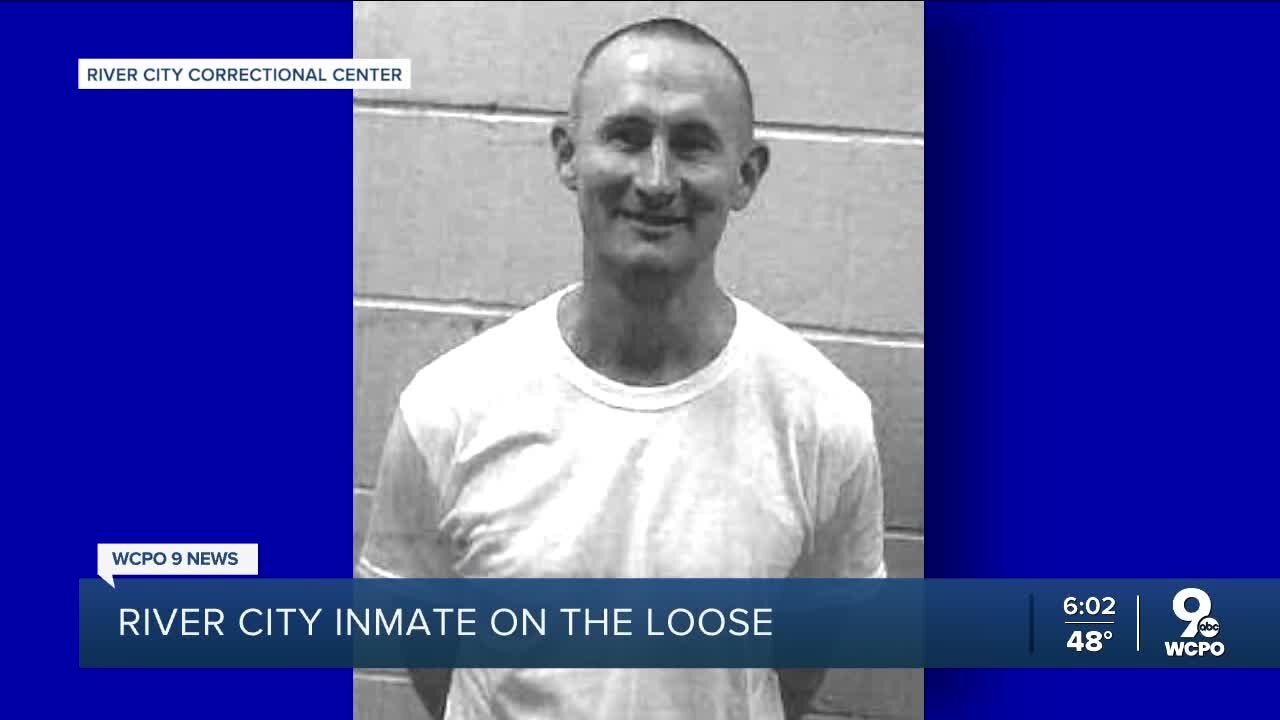 River City inmate on the loose after escaping hospital