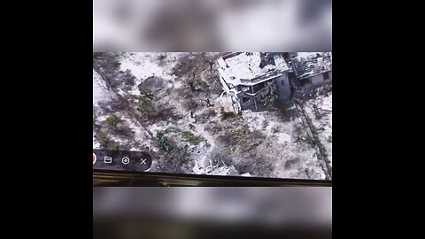 Russian drone drops explosive through the roof of building Ukrainian soldiers had just entered