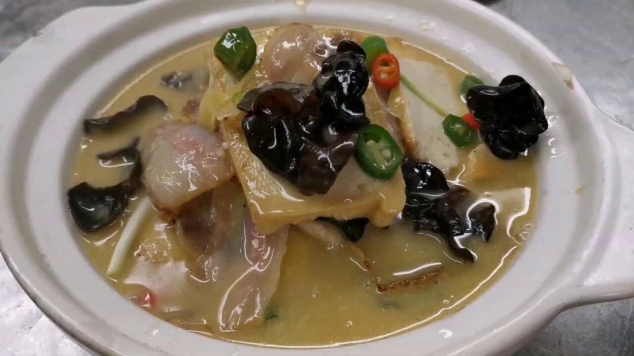 腊肉,大厨搭配豆腐和木耳,简单一做,真香