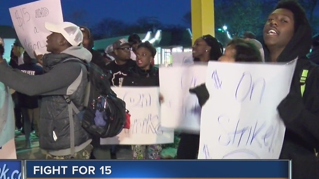 Milwaukee fast food workers join "Fight for 15" protests