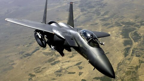 “Um povo não consegue vencer seu governo apenas com fuzis. Precisa de F15s e bombas nucleares”