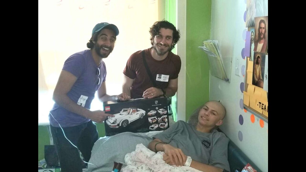 George Xanthis- John -and Luke Dimyan -Judas- visit in the hospital Jared, cancer fighter