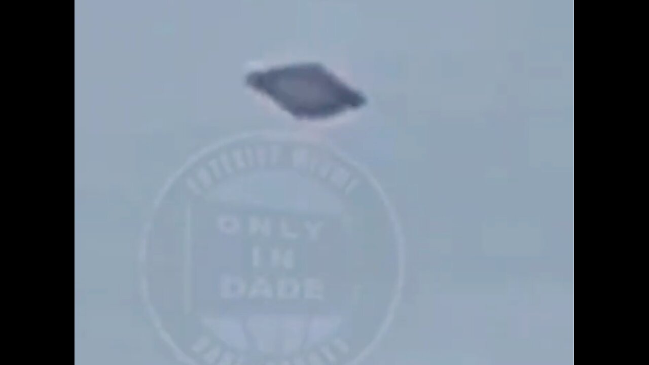 UFO over Miami, 2024