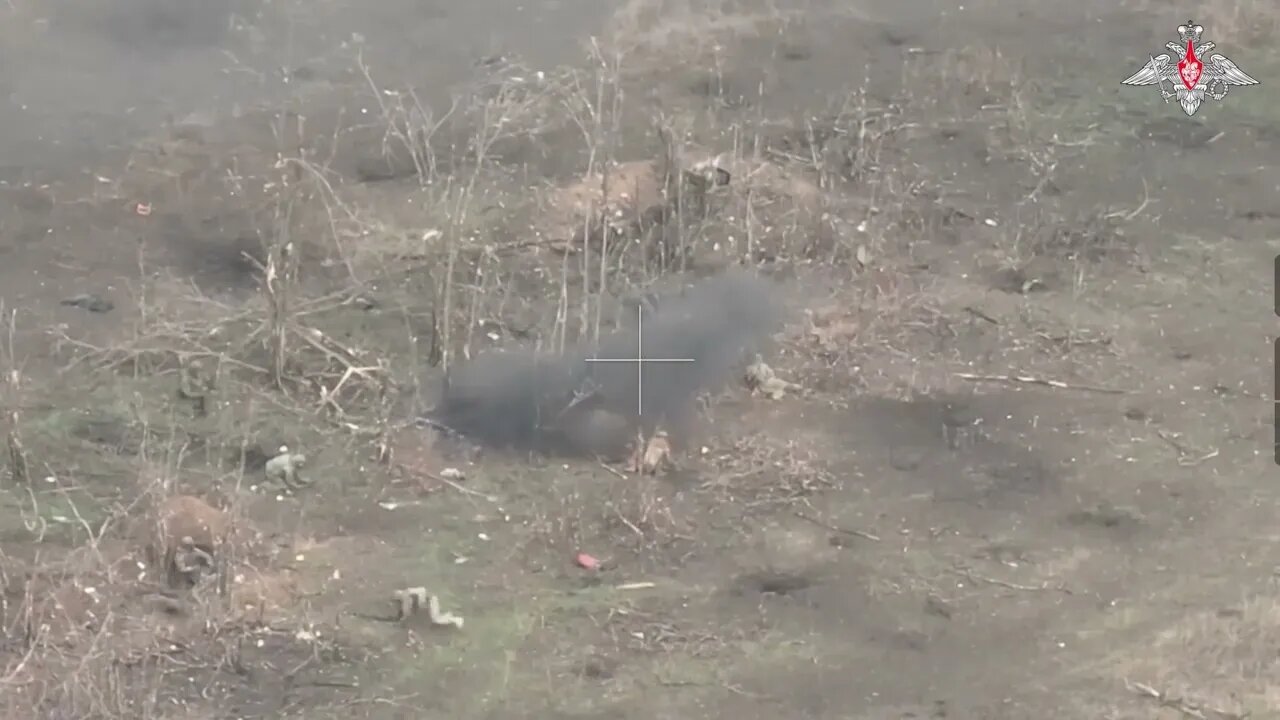 Ukrainian solders surrender to overwhelming number of Russian storm troopers at Robotyne (Работино)