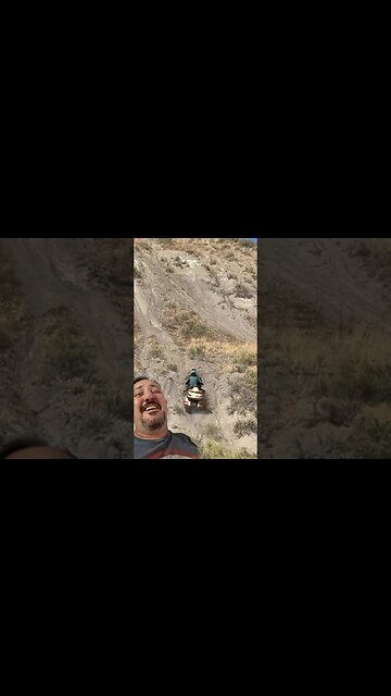 Fazendo trilha de Honda Gold Wing