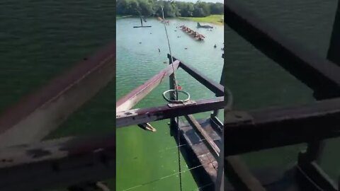 caindo de maduro #shorts