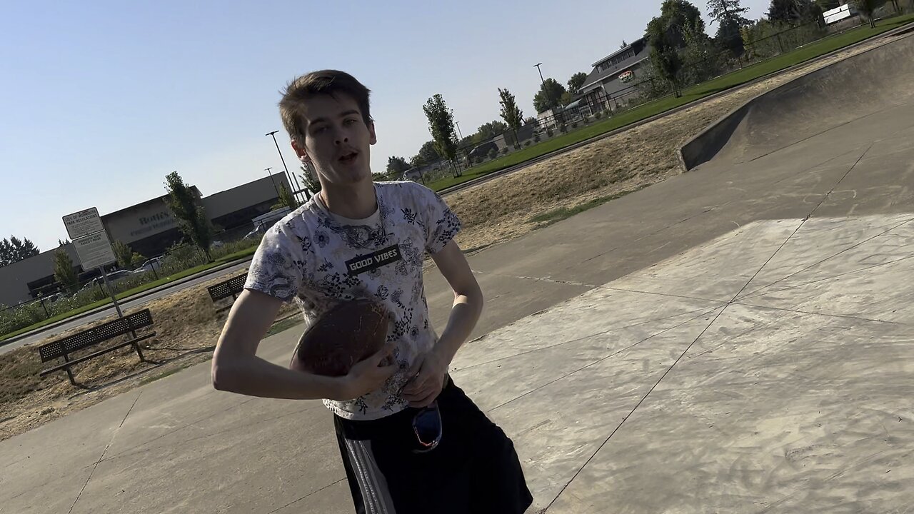 Bloopers of Yung Alone Falling At Skate Park