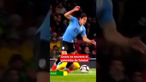 Neymar levo uma pegada #shorts #shorts feed