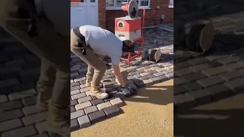 Using Belgian blocks to redo a driveway