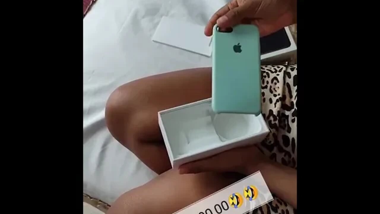 COMPREI UM IPHONE POR 400 REAIS VEJA O QUE EU RECEBI [ MEMES ]