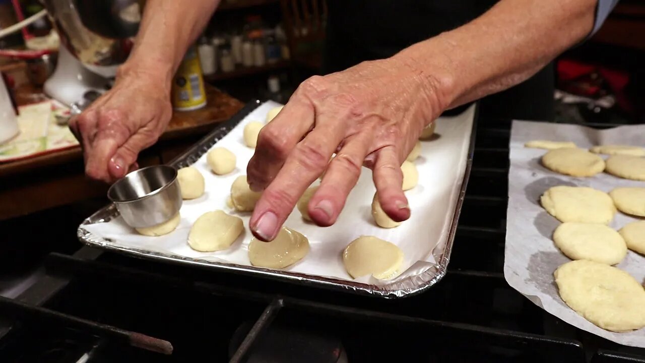 Irresistible Shortbread & Almond Butter Cookies Recipe | All About Living