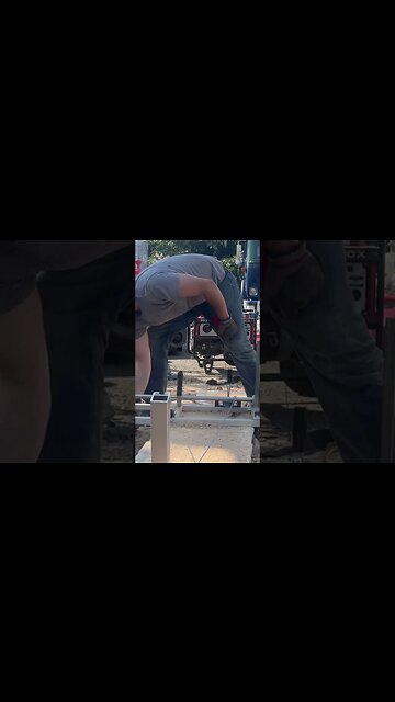 DIY Slicing Planks With My Chainsaw Mill!