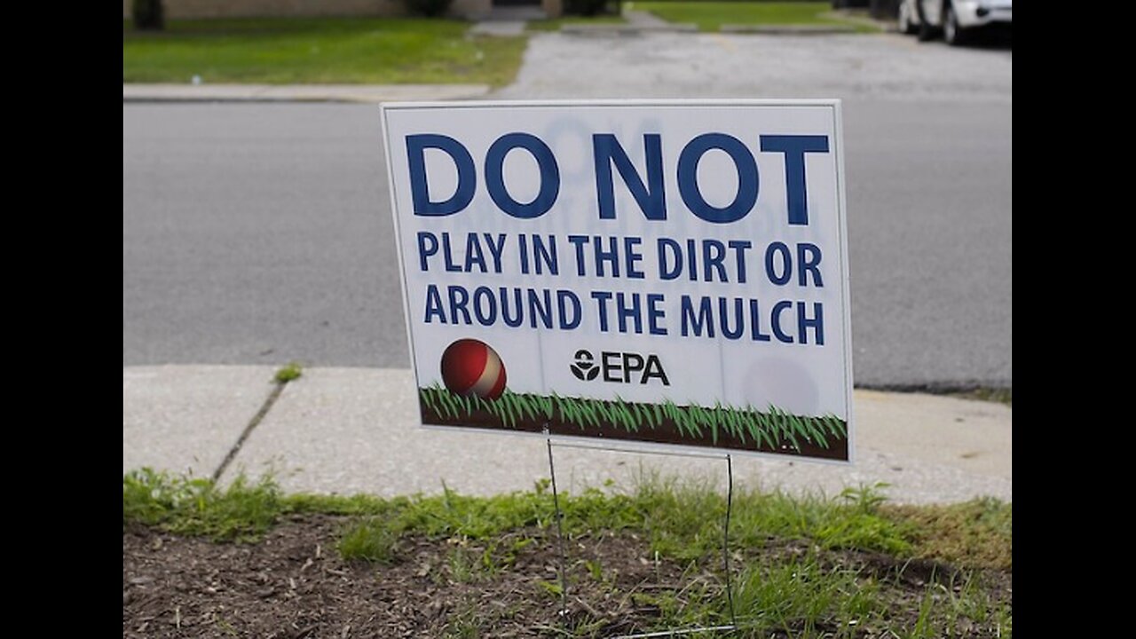 1 IN 4 HOME YARDS EXCEED EPA LEAD SOIL LEVELS - SURPRISE - SINCE EPA REDUCED ALLOWABLE LEVELS