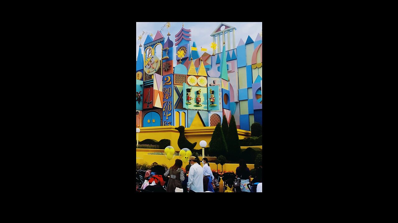 It’s a small world😱🇯🇵❤️ Tokyo Disneyland