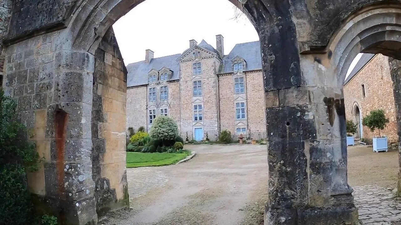 Blessed are the Cigognes at Chateau de Crosville - A Folly in France - 12