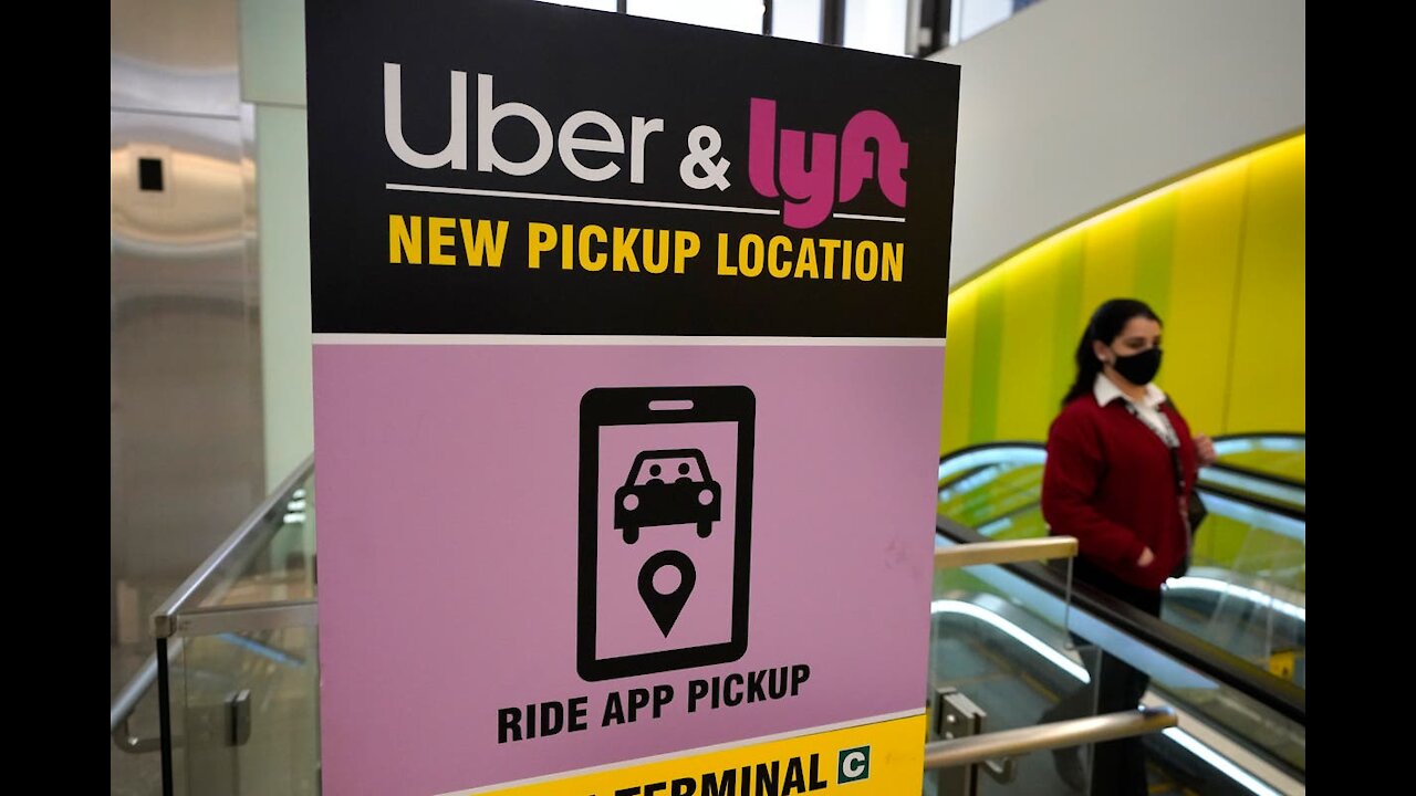 Lyft, Uber to Cover Fees for Drivers Sued under Texas Law