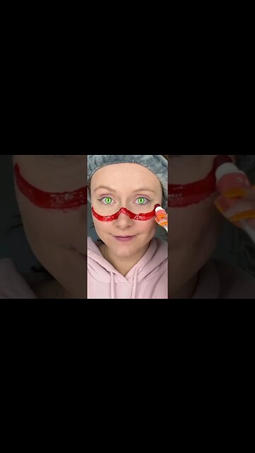 PEEL OFF LIP STICK? 👀