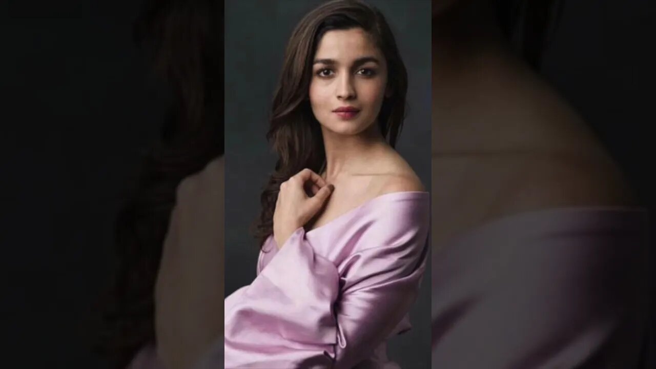 Alia Bhatt #aliabhatt #aliabhat #alia #aliabhattandranbirkapoor #aliabhatt_loves #bollywood #star