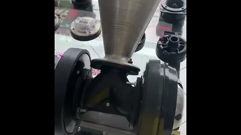ESSA VAI PARA VOCE QUE E RACHADOR DE SOM, QUEM CURTE SOM POTENTE E AUTOMOTIVO ( MEME ) #shorts #rir