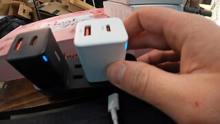 Unboxing: USB C Charger, Baseus 30W 2 Port SuperSi Charger, Fast Compact PD Charger with Foldable