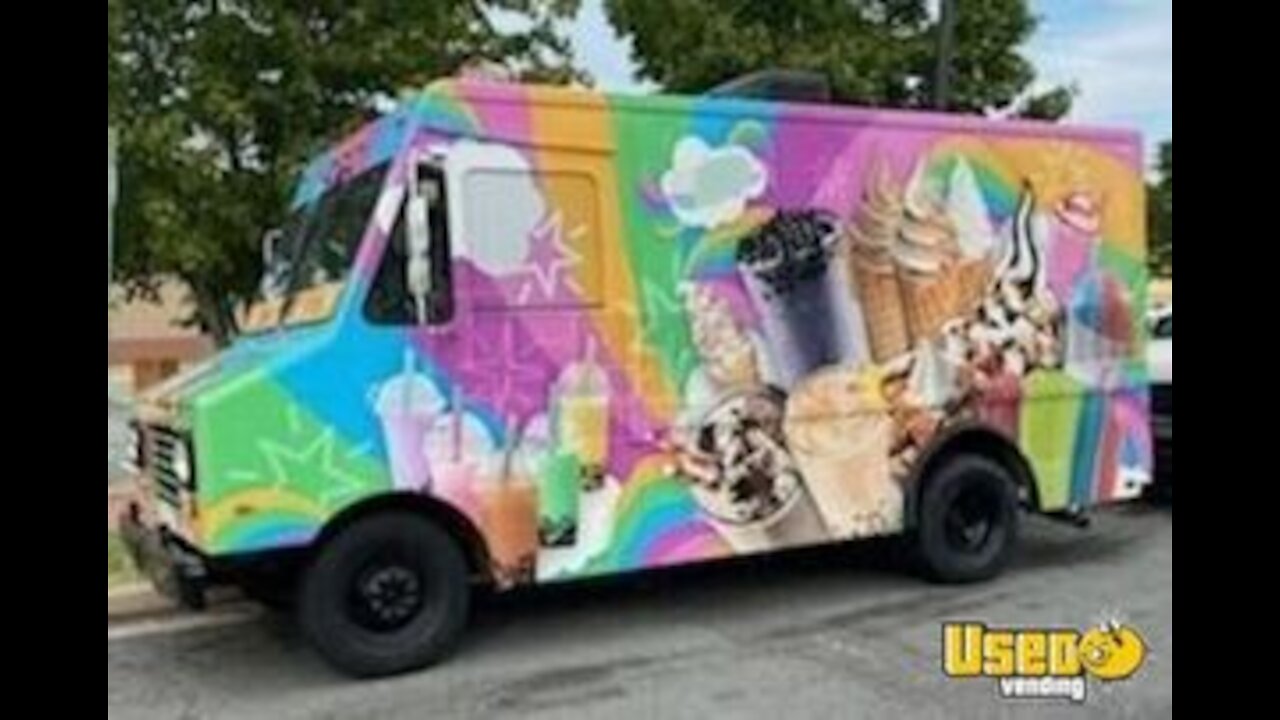 Colorful 19' Chevrolet P30 Soft Serve, Snowball & Coffee Truck for Sale in Virginia!