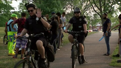 With hundreds in attendance, Milwaukee's National Night Out promotes police-community relations