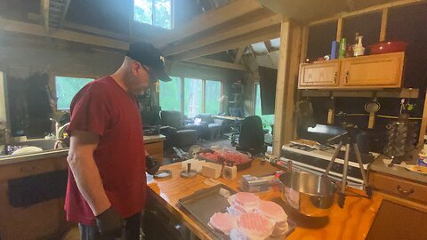 Making hamburger patties