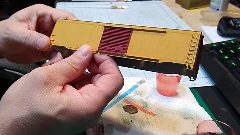 Metallic Craft Paint vs. NMRA Boxcar Clinic Final Exam Part 2