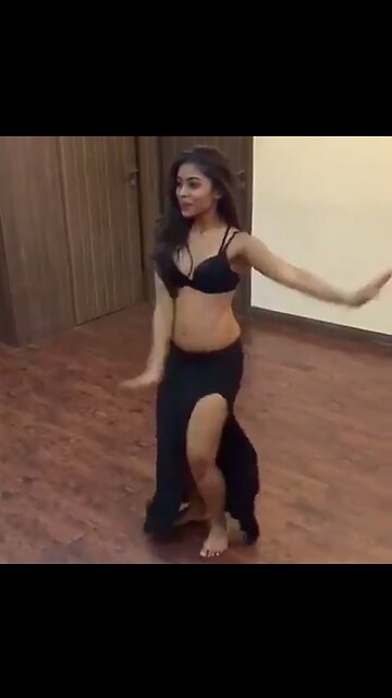 Beautiful belly dance