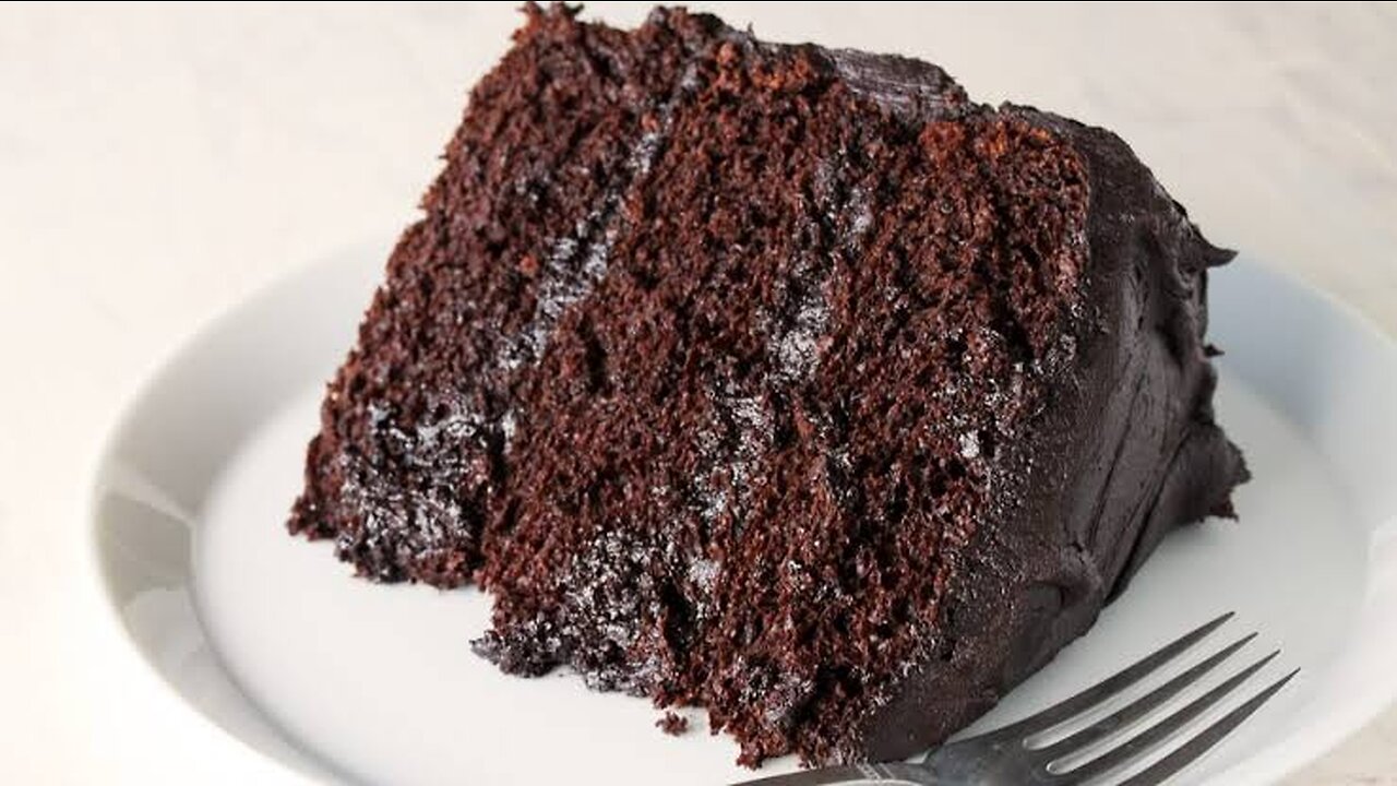 How To Make a Delicious Chocolate Cake