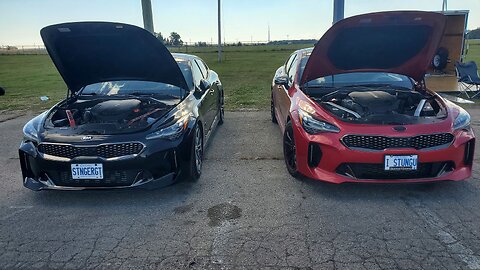 Kia Stinger GT vs. Stinger GT (Mods & Tune) - 1/4 Mile Drag Race