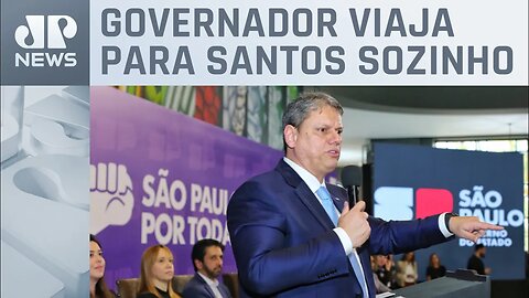 Tarcísio faz ‘bate e volta’ para visitar policiais baleados em Santos