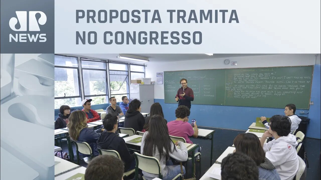 Ministério da Educação pede 2,4 mil horas de formação no ensino médio