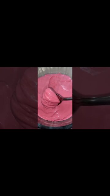MOUSSE DE MORANGO SEM LEITE CONDENSADO 😋 | Receitas #Shorts
