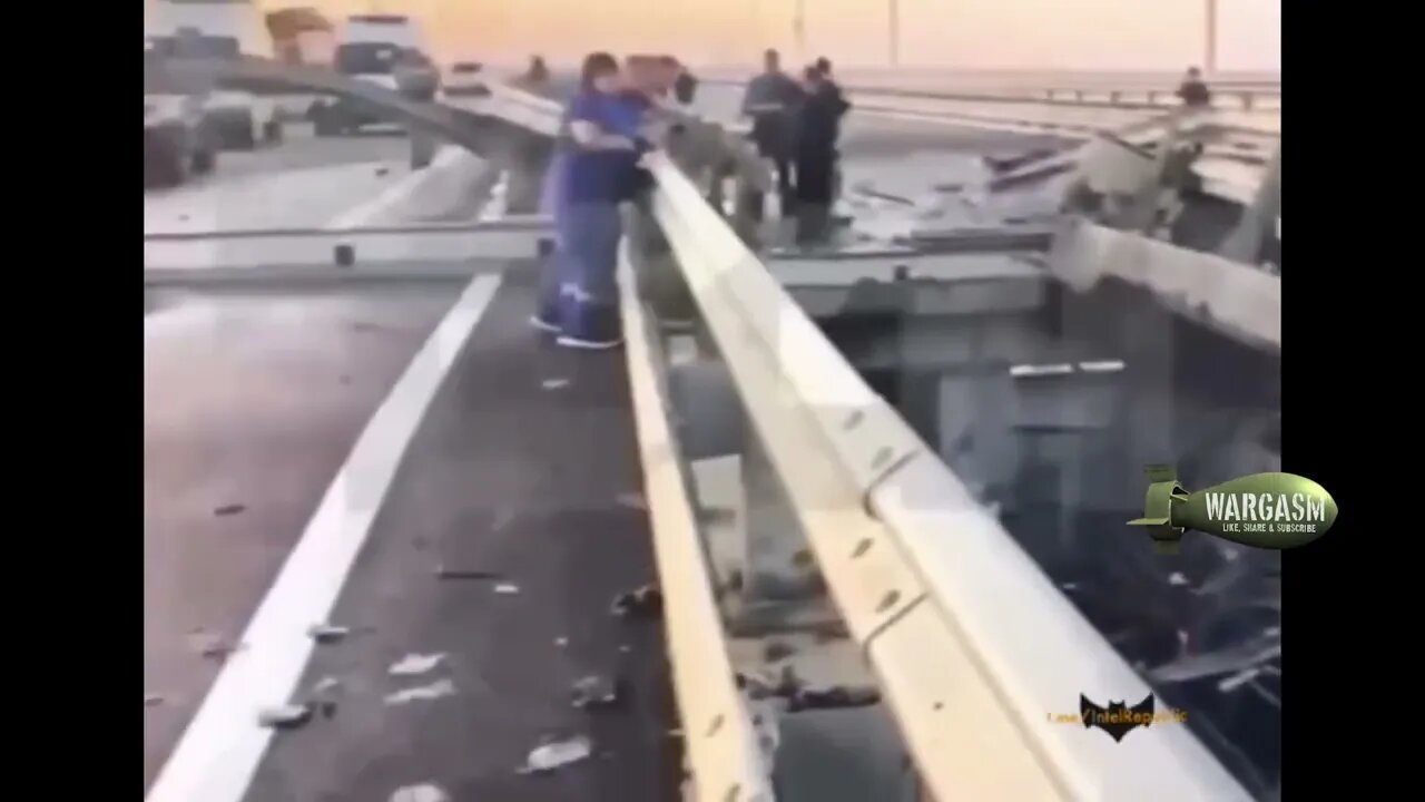 Authorities inspect the extent of the damage to the Crimean Bridge