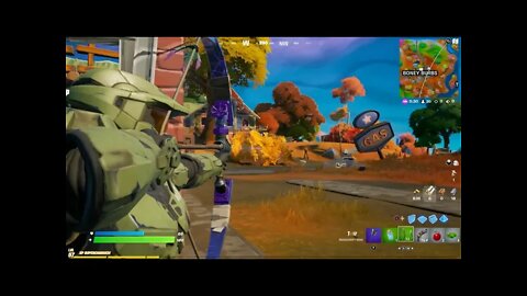 Master Chief is trolling with his Bow and Arrows! / Fortnite