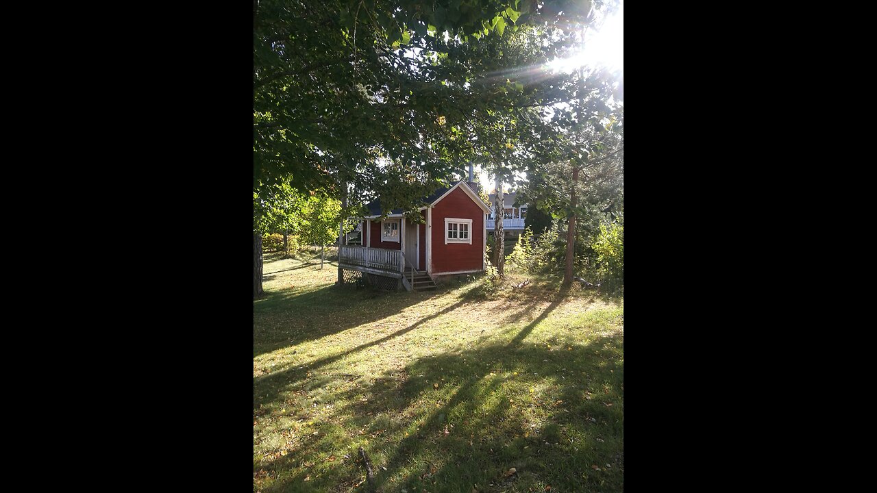 The Red Cabin. Den Röd Stuga.