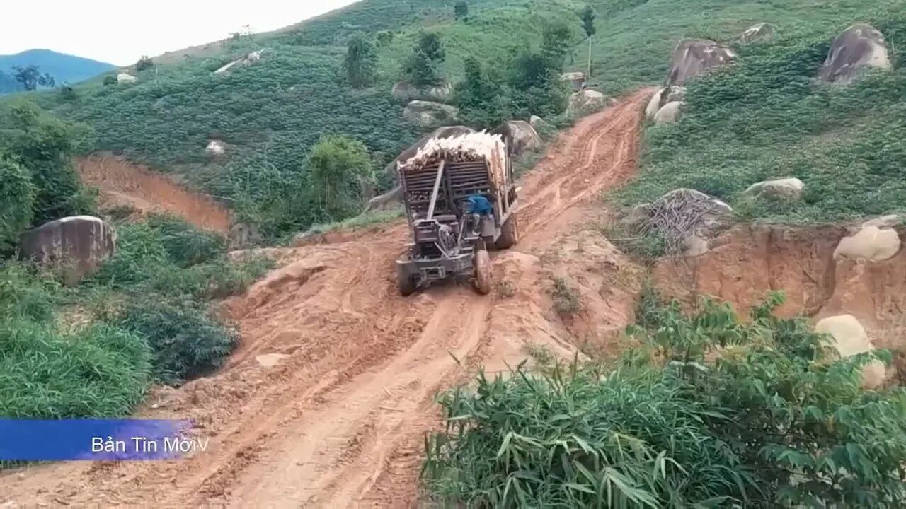 18 $ Marvel at the tractor and deliver the cargo at all costs