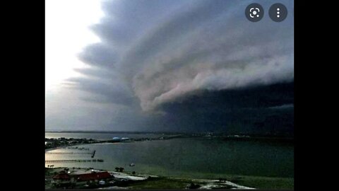 Breaking: "Hurricane Agatha makes landfall in Mexico" CAT 2