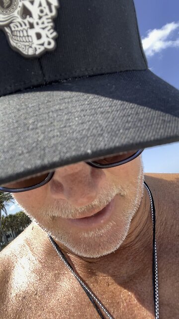 One decision can change your life!! 🌴❤️😎 #promptings #sendoutcards #islandvibe