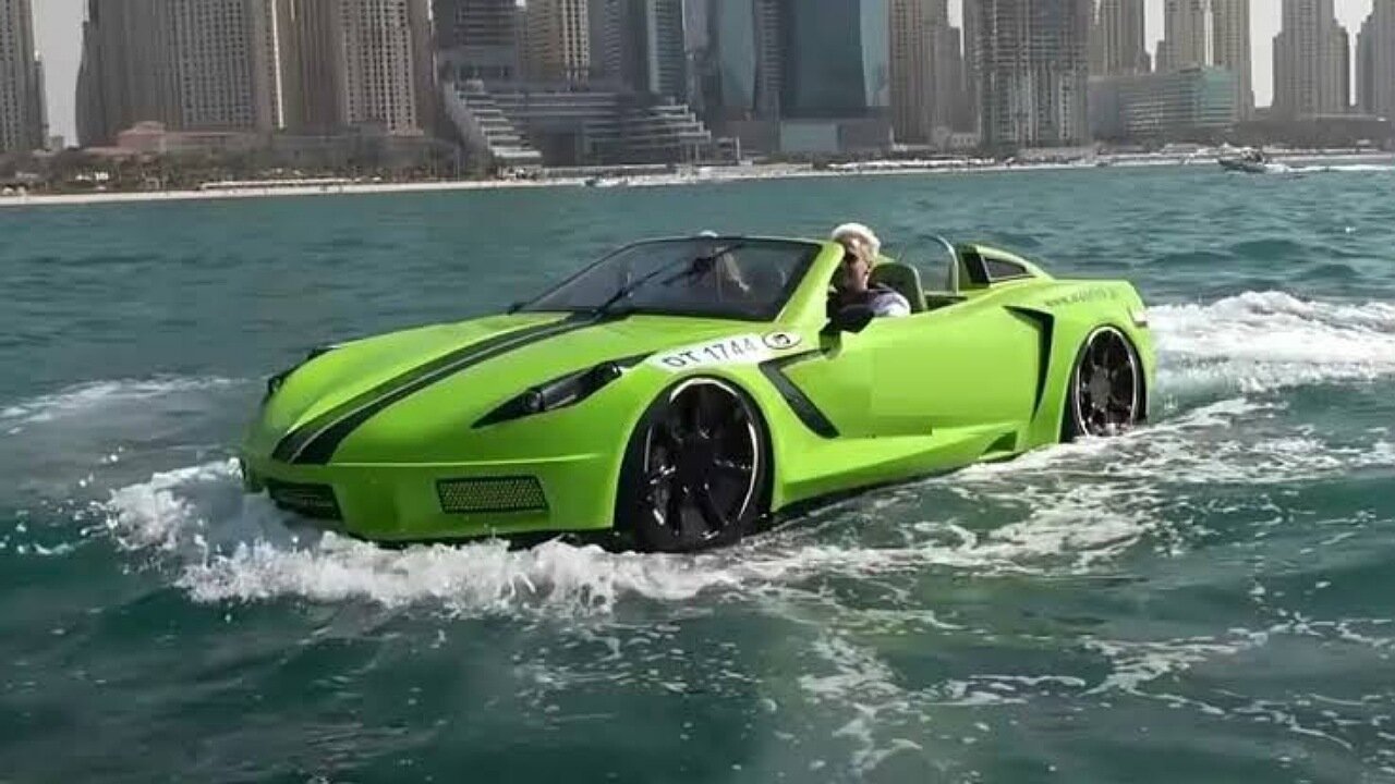 Sports Car in Water - Water Boat Like a CAR