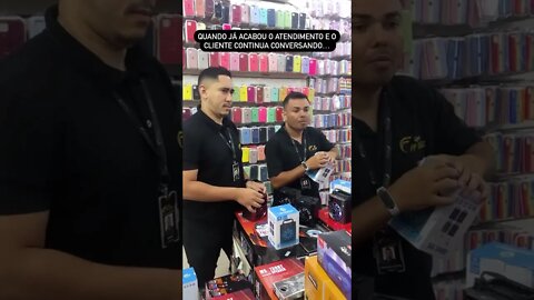 QUANDO JÁ ACABOU O ATENDIMENTO E O CLIENTE AINDA CONTINUA CONVERSANDO ( MEME ) ( VIRAL ) #shorts #ri