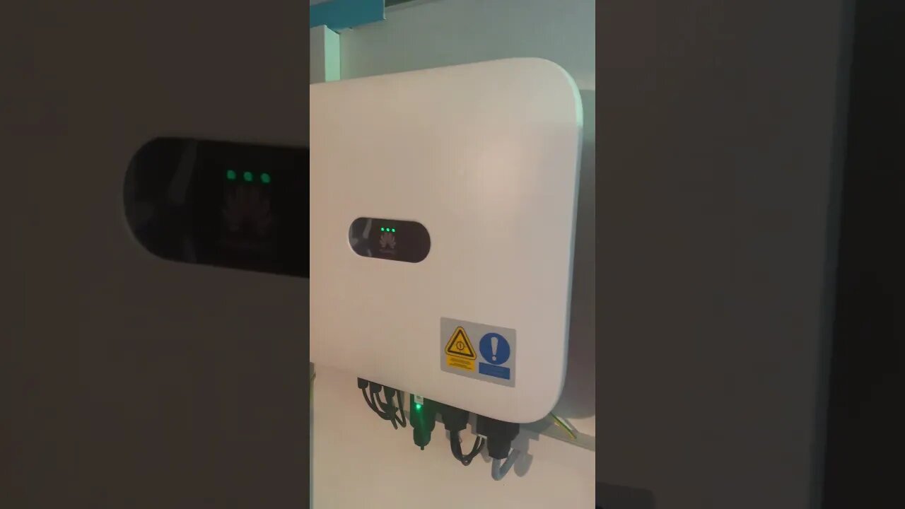 Photovoltaik Anlage selbst montieren Mit Huawei Backupbox und Luna 2000 Energie Speicher